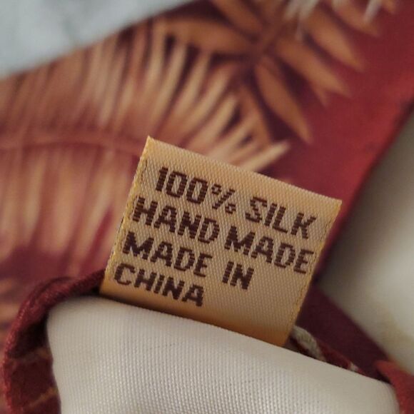 100% Silk Handmade Tie - Picture 5 of 7